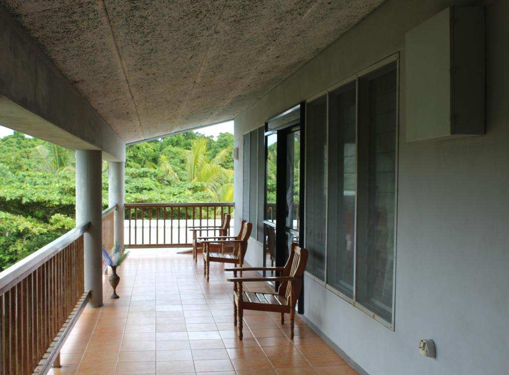 Lusia'S Lagoon Chalets Salelologa Luaran gambar